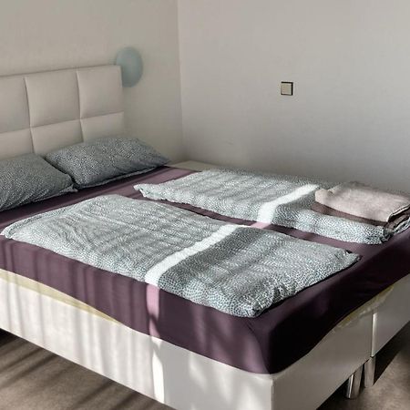 Pension Highway 3 Bielefeld Zewnętrze zdjęcie
