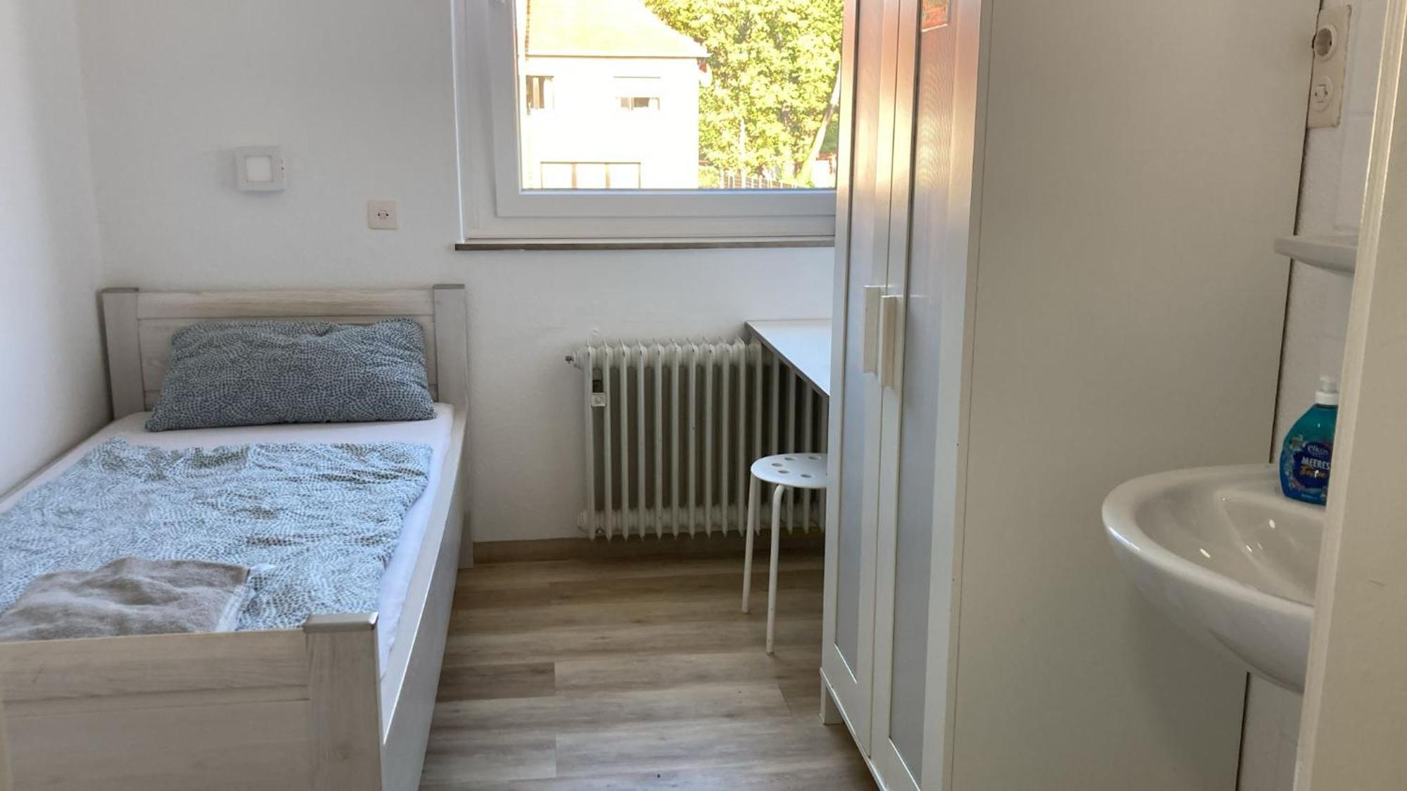 Pension Highway 3 Bielefeld Zewnętrze zdjęcie