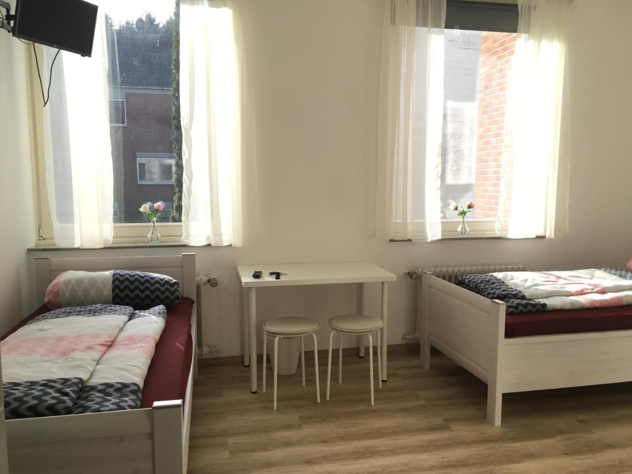 Pension Highway 3 Bielefeld Zewnętrze zdjęcie