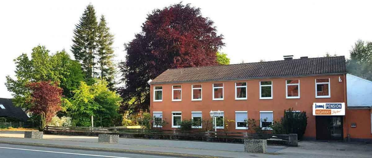 Pension Highway 3 Bielefeld Zewnętrze zdjęcie
