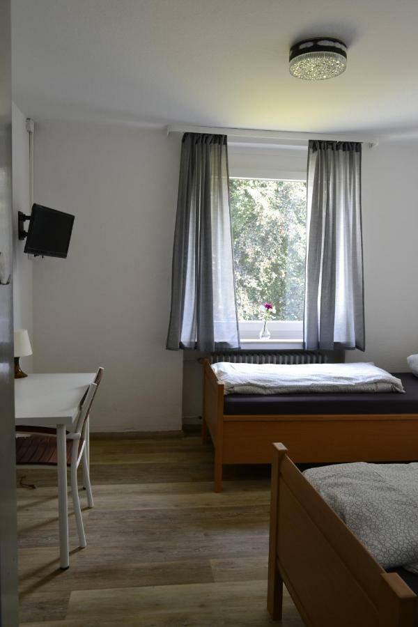 Pension Highway 3 Bielefeld Zewnętrze zdjęcie